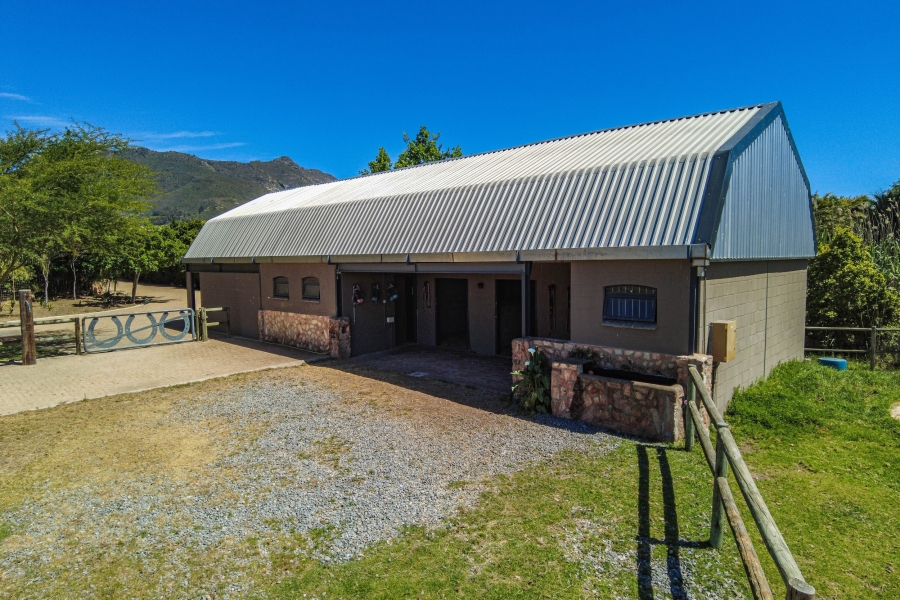 4 Bedroom Property for Sale in Riebeek Kasteel Western Cape